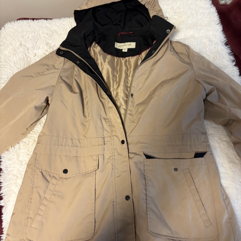 Jones New York Sport Jacket in Black, Cream & Burgundy Trim